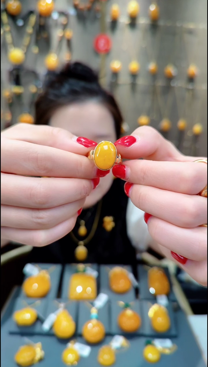 【闪购商品】蜜蜡戒指银S925镀金镶嵌H824蜜蜡戒指