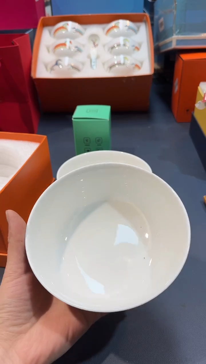 【闪购商品】碗HT162全场正品，京东包邮