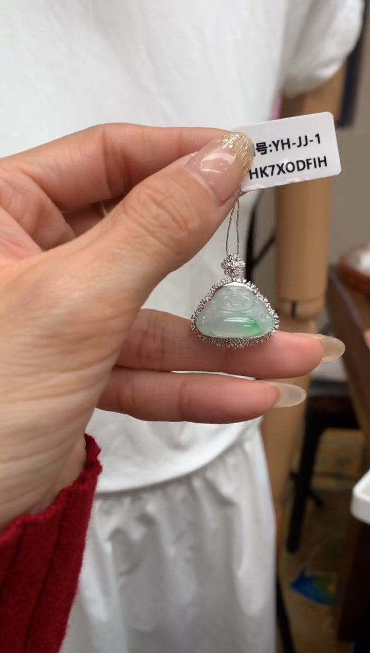 【闪购商品】翡翠颈饰18K金镶嵌佛公