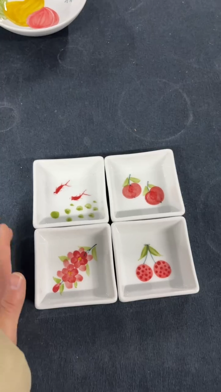 景德镇手绘釉中彩（食品级）4个四方料碟【不固定画片】