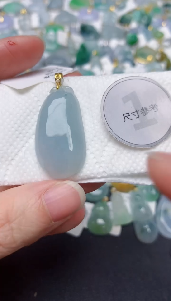 颈饰未镶嵌翡翠天然缅甸A货翡翠