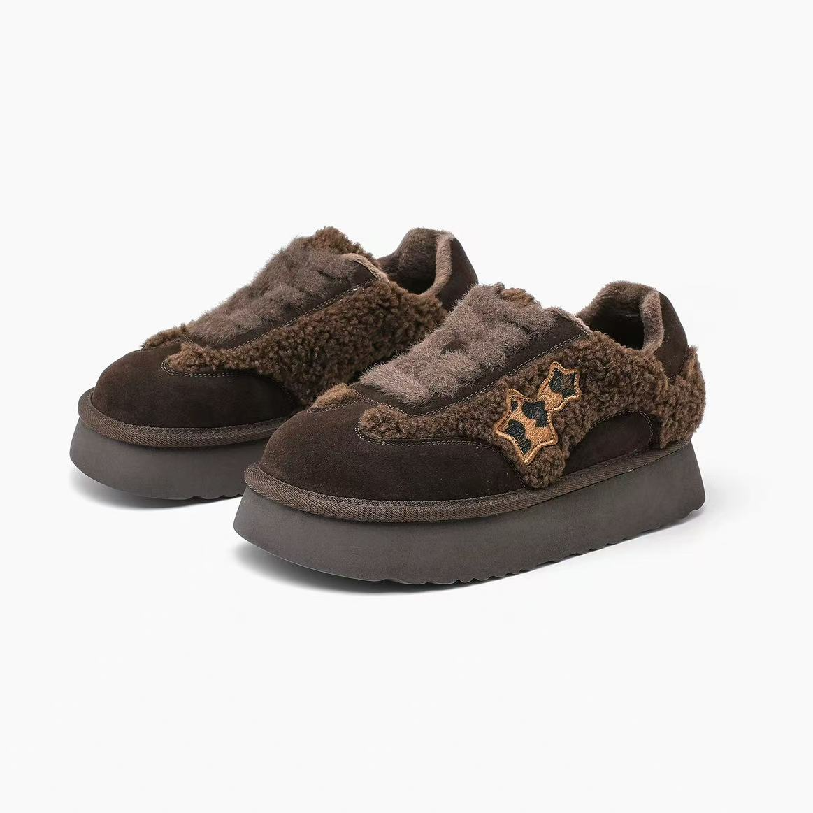 【欧洲站高奢女鞋尾单】8930-1高品质轻便舒适百搭加绒时尚休闲板鞋