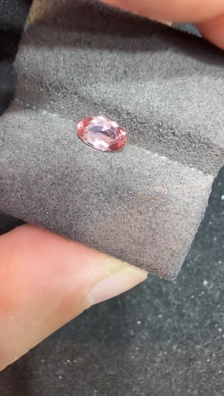 未镶嵌定制定制碧玺天然0.68克拉