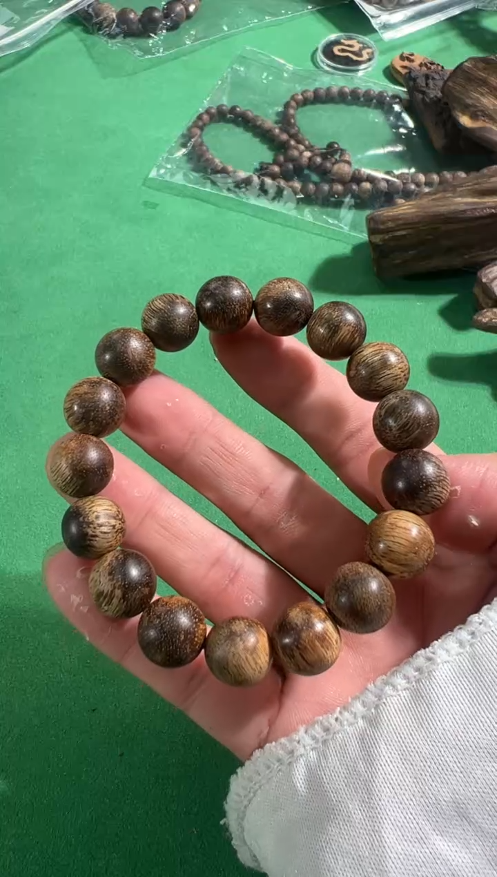【闪购商品】沉香手串299号15克菩萨黑棋多样性发一