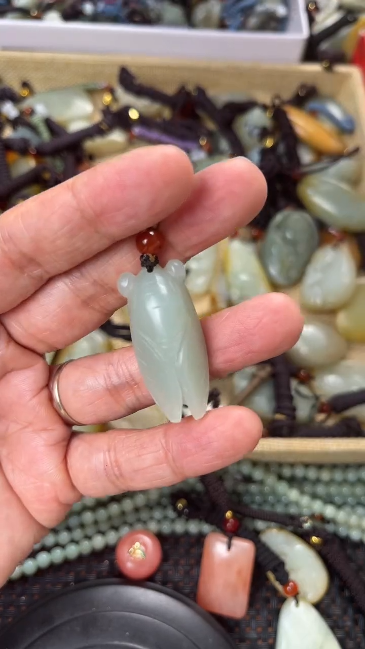 【闪购商品】和田玉颈饰未镶嵌多样性发货没有证书拍一发一有瑕