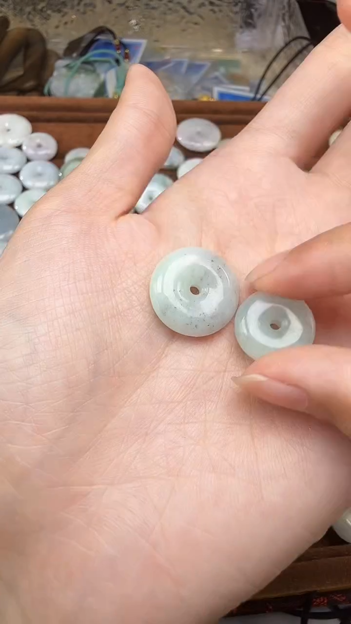 翡翠散珠天然缅甸A货翡翠老油青