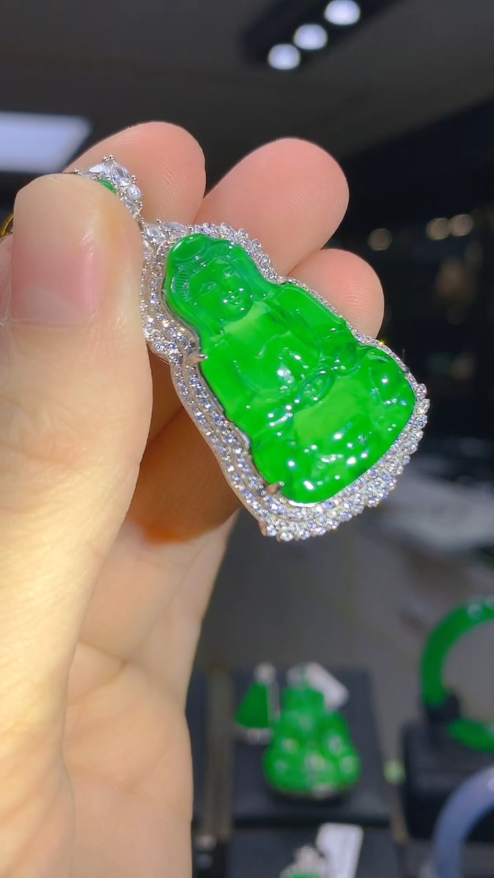 吊坠(赠链)银S925镶嵌翡翠005（多样性发其一）