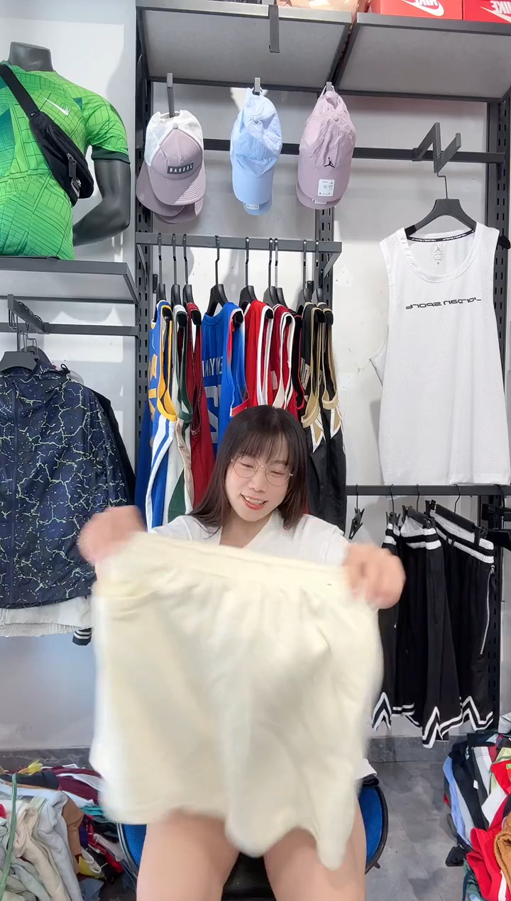1805编码 瑕疵款以直播间过款为准 尺码M