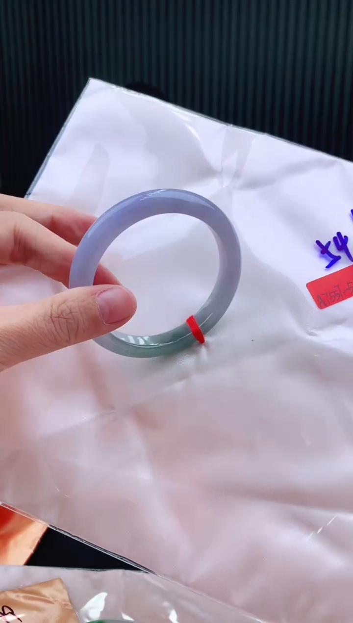 未镶嵌手镯翡翠小*54+