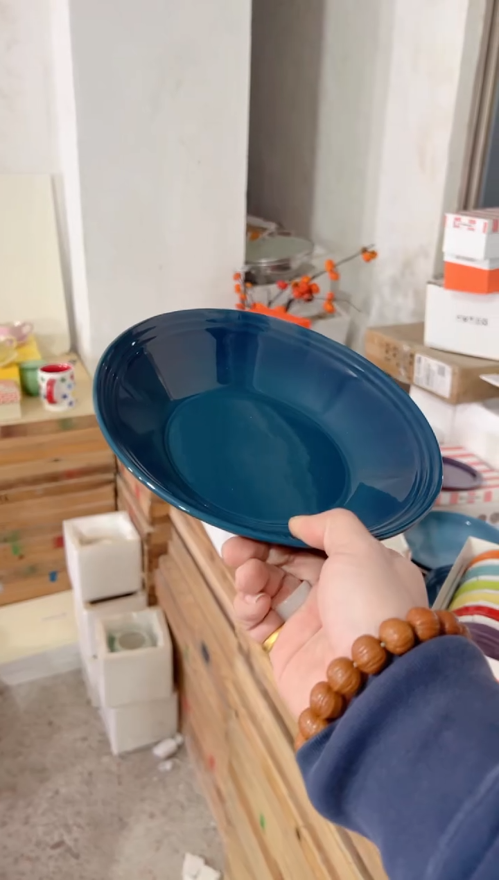 【闪购商品】碟-9英寸大斗笠-----极光蓝