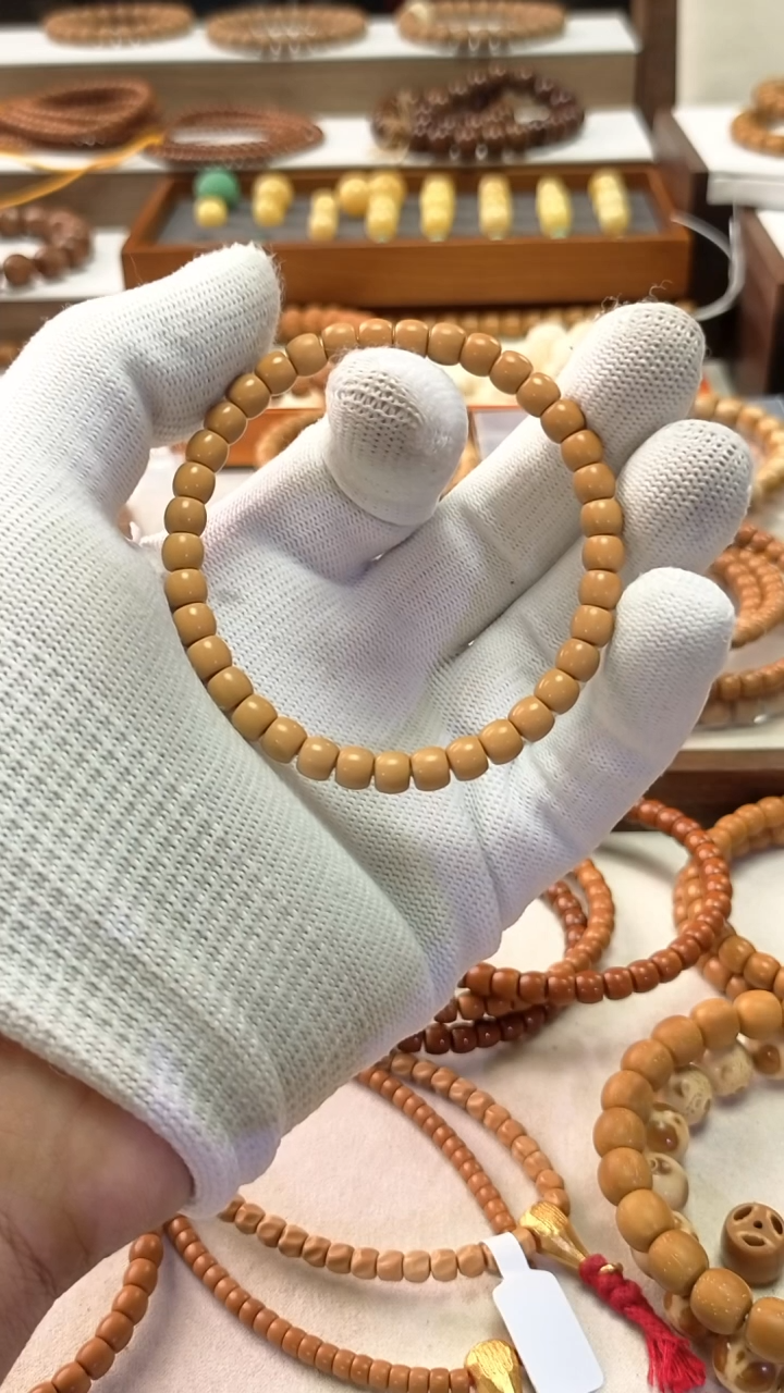 【闪购商品】橄榄核手串6.1老挝老型核尖手串（无花无白）