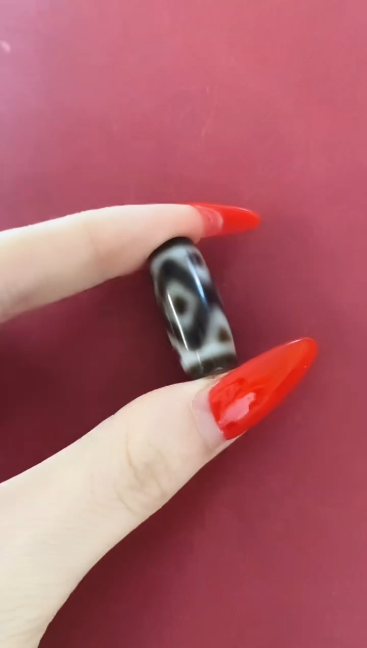 玛瑙/玉髓颈饰合金熊猫三