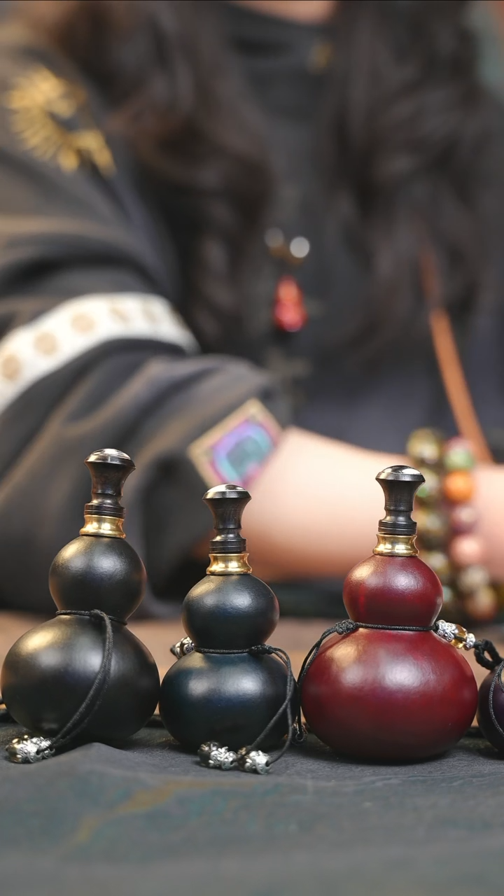 【闪购商品】YU236大漆精致小手捻(开口）随缘发