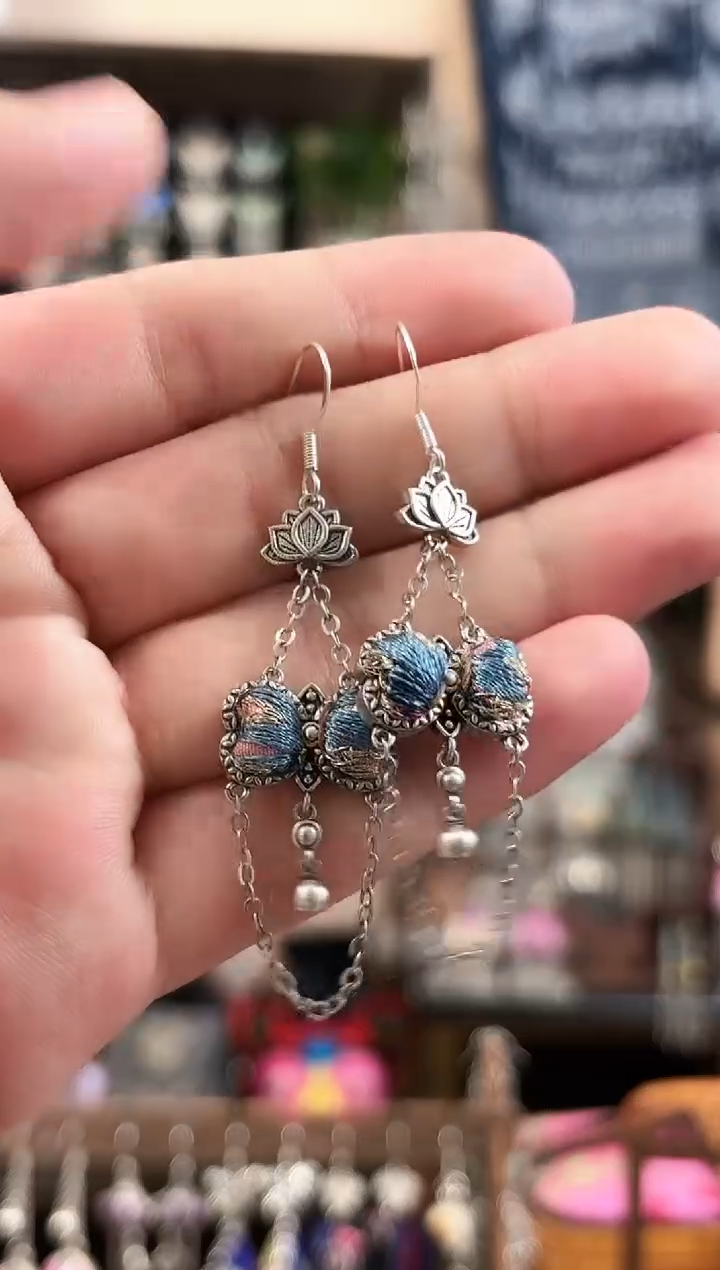 织绣民族风非遗老绣饰品277*