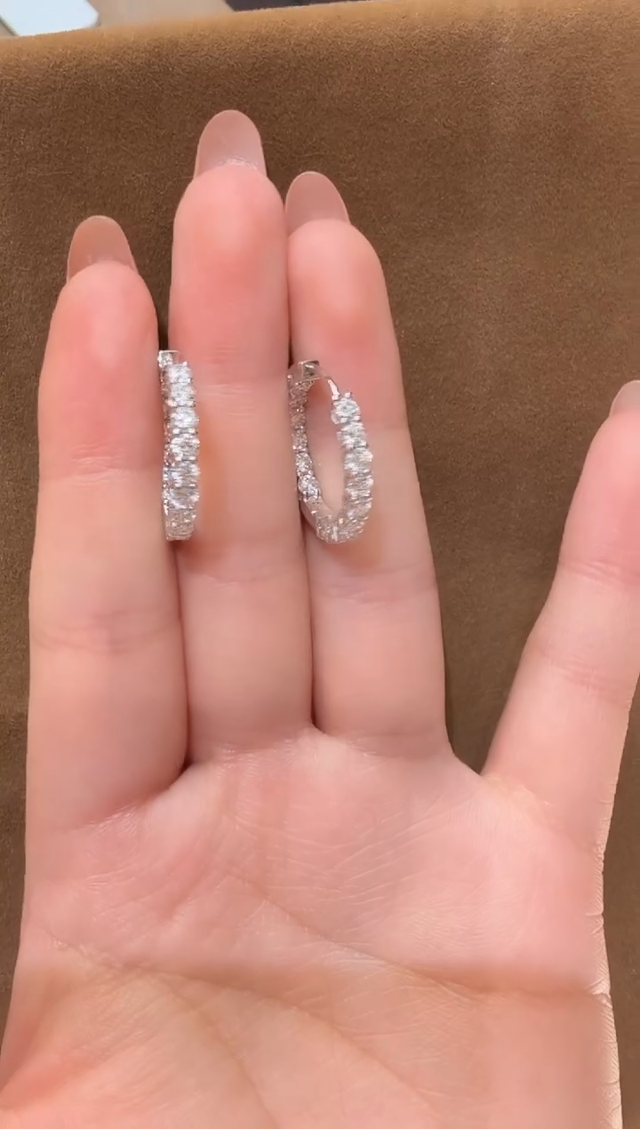 18K金镶嵌实验室培育钻石耳饰@@耳圈白圆形十五钻15MM