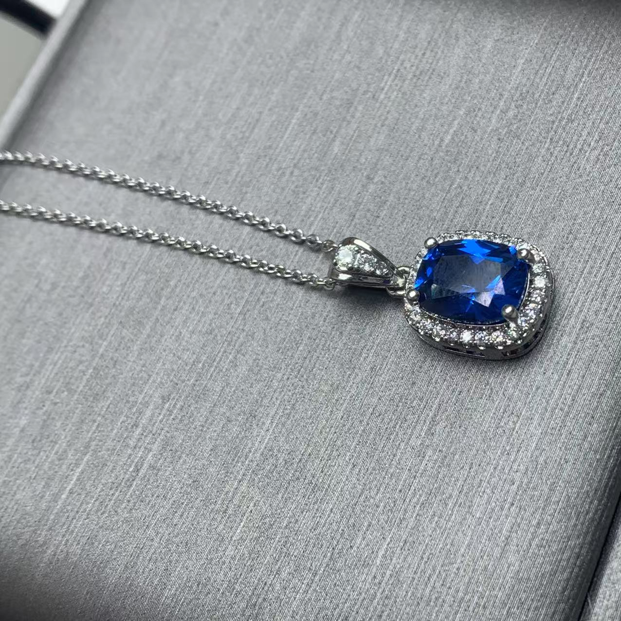 【南非库里南】NFKLN 高端奢华定制 蓝色方包吊坠 361