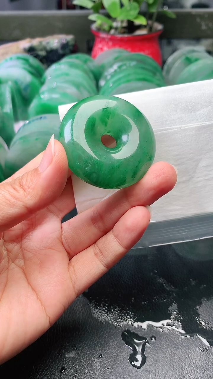 定制石英质玉非洲翠