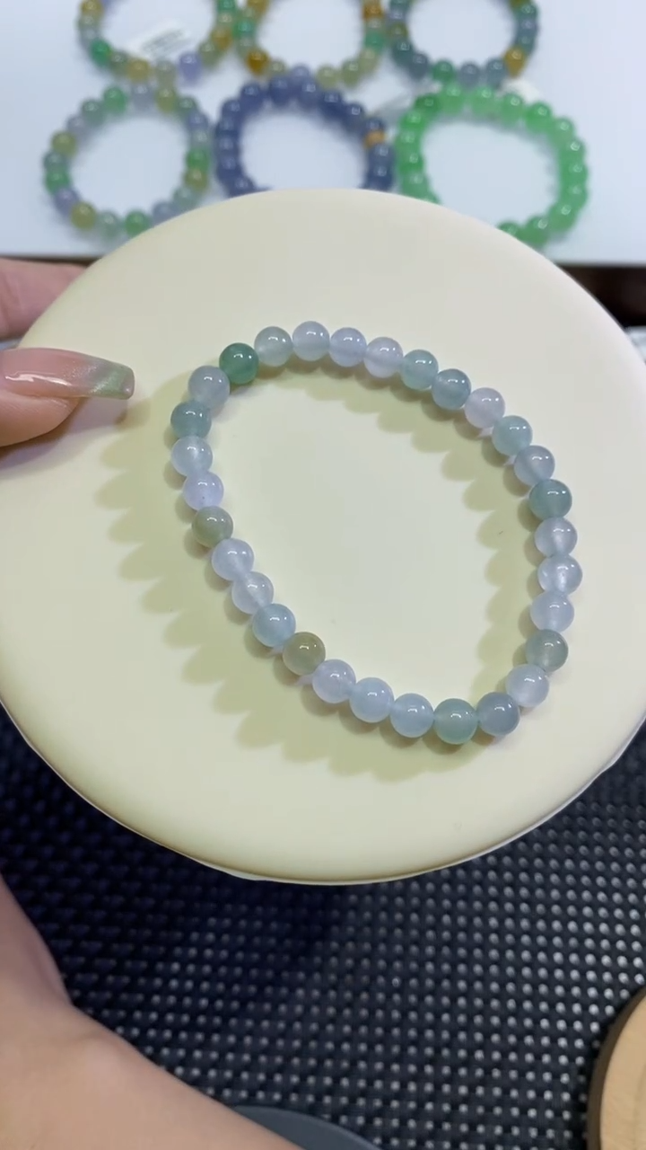 翡翠散珠卡6左右手串