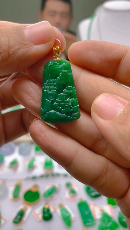 【闪购商品】翡翠颈饰18K金镶嵌新号开播，全场乱卖