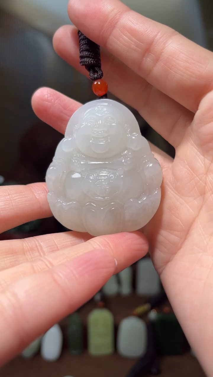 颈饰未镶嵌和田玉·