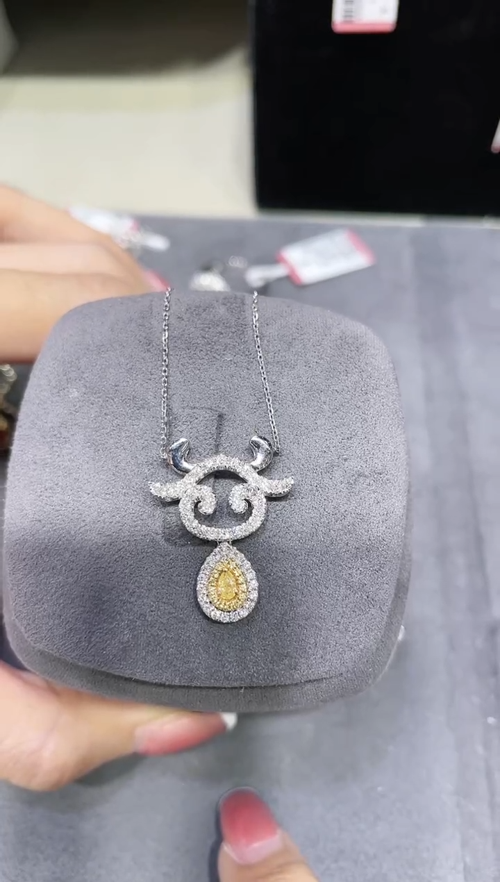 【闪购商品】钻石项链18K金镶嵌·