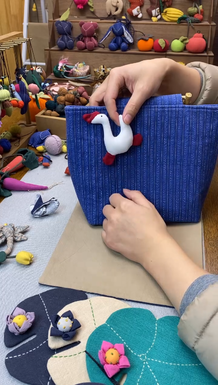 布艺 大白鹅胸针