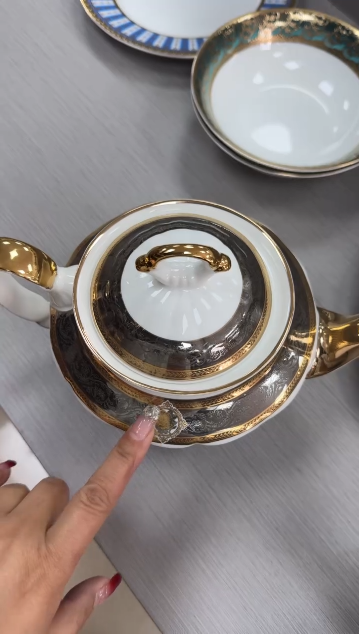 【闪购商品】瓷片茶壶1个龜瑕  福利价