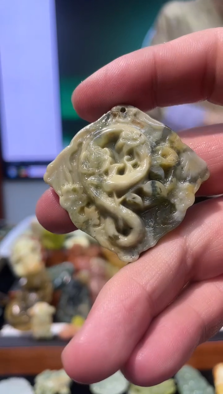 【闪购商品】岫玉吊坠未镶嵌·