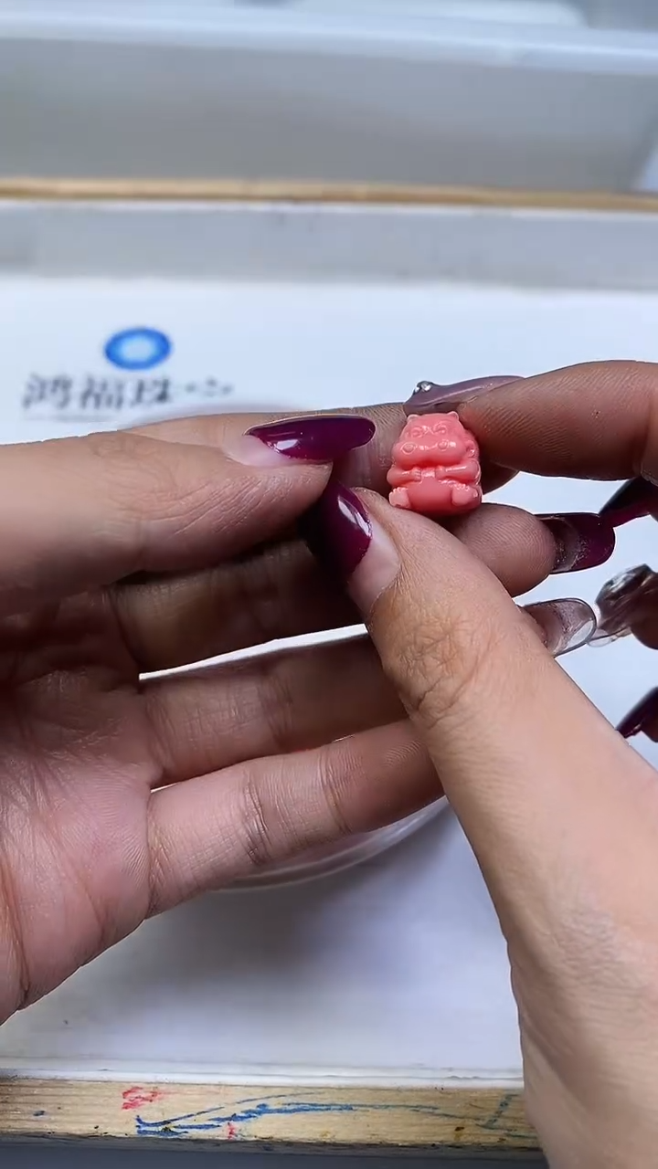 未镶嵌散珠拼合珍珠（马贝珠）A1759 女 皇 贝 河马1个4.9元