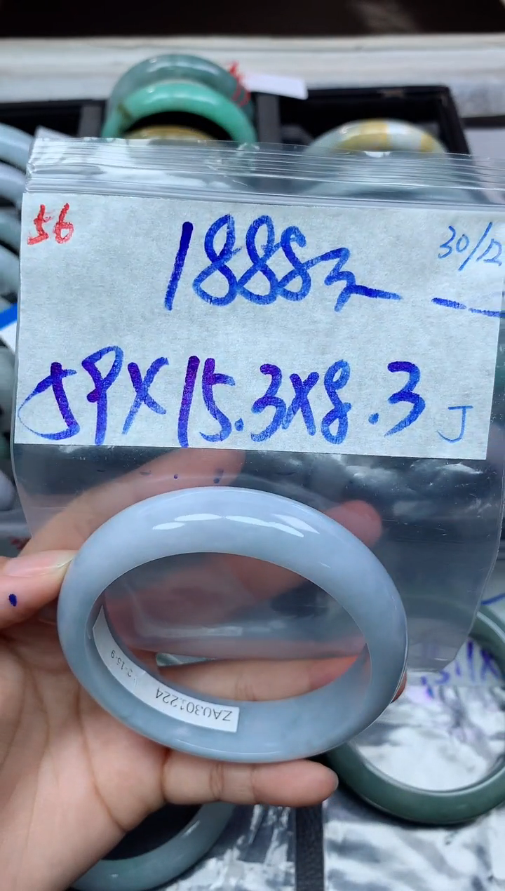 未镶嵌定制翡翠56毛货需精细抛光手镯拍一发一