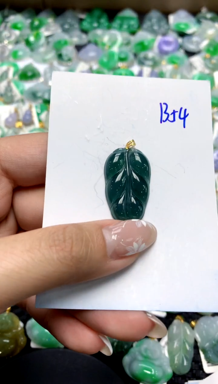【闪购商品】翡翠颈饰18K金镶嵌111111111111