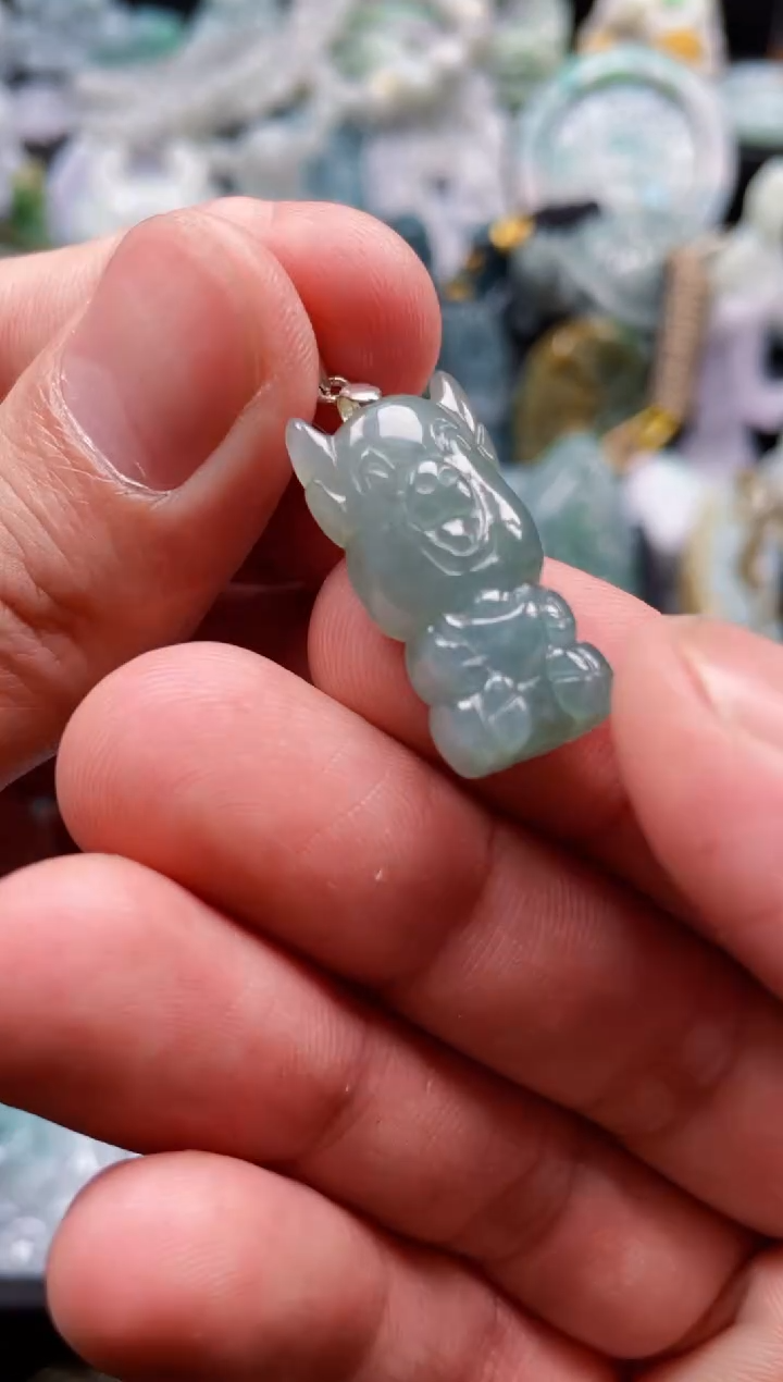 翡翠未镶嵌颈饰天然翡翠a货