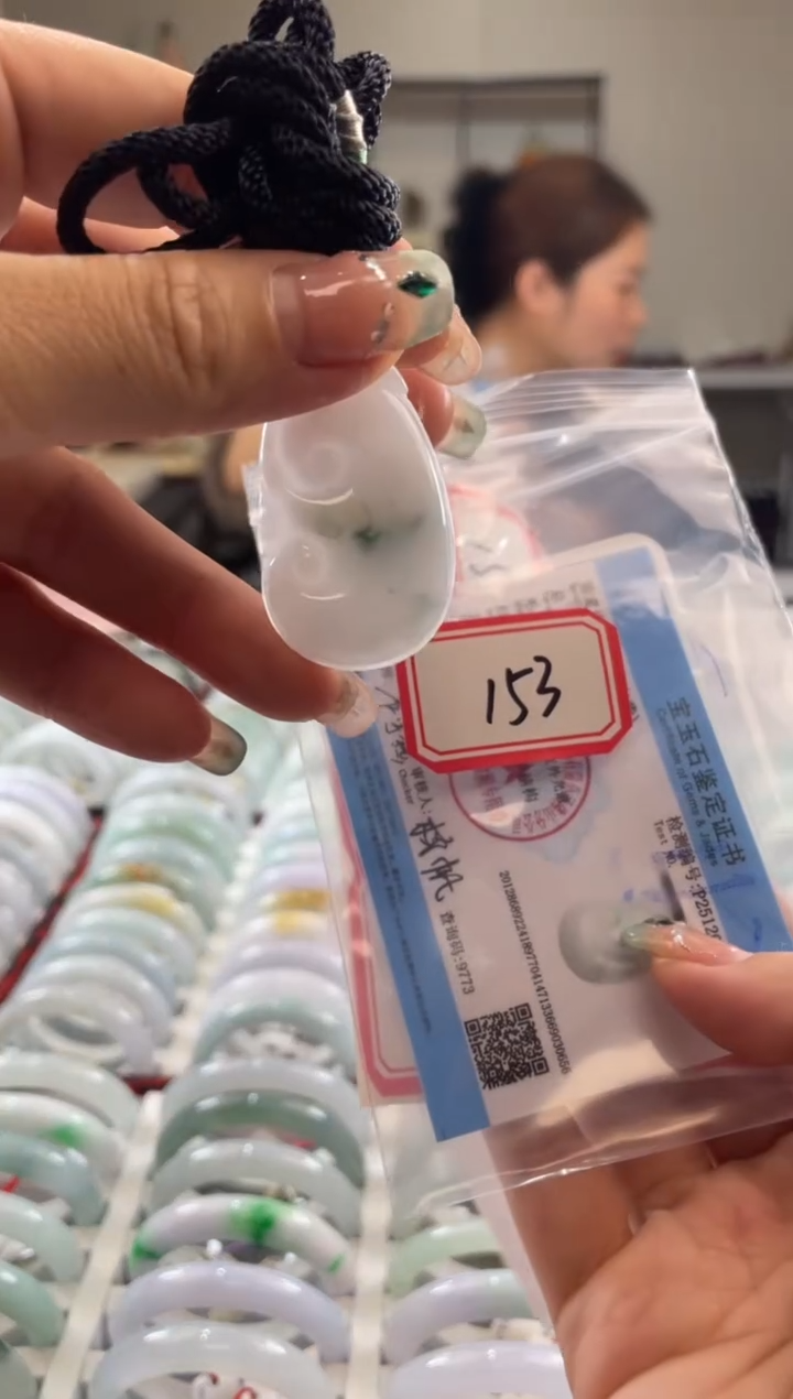 吊坠(不含链)未镶嵌翡翠多样性发一