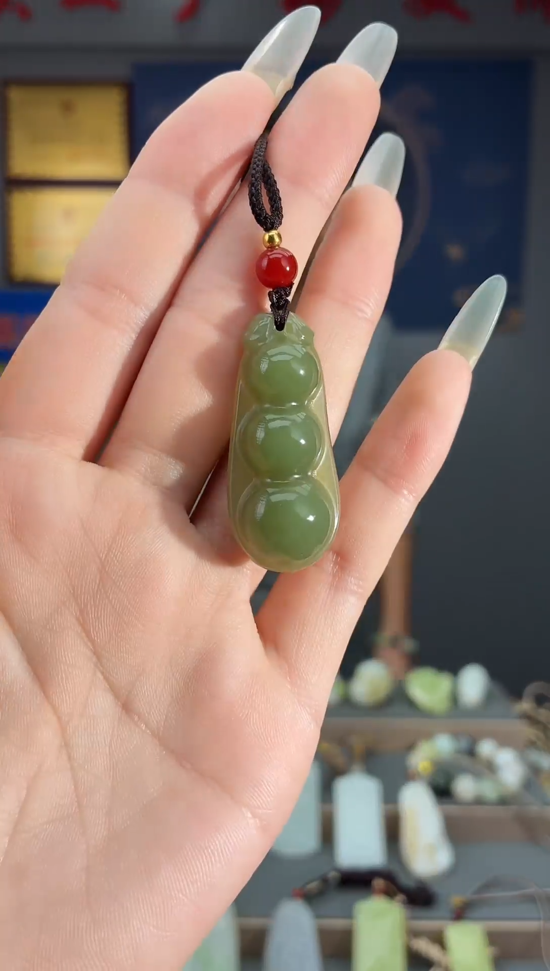 颈饰未镶嵌和田玉1