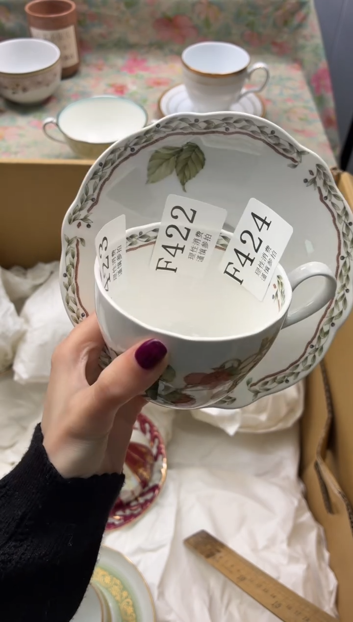 瓷片顽**板       F424