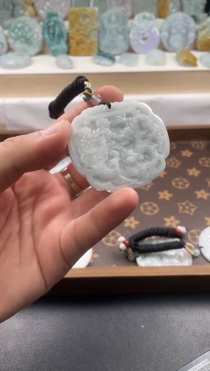 颈饰未镶嵌翡翠25/11/02/817