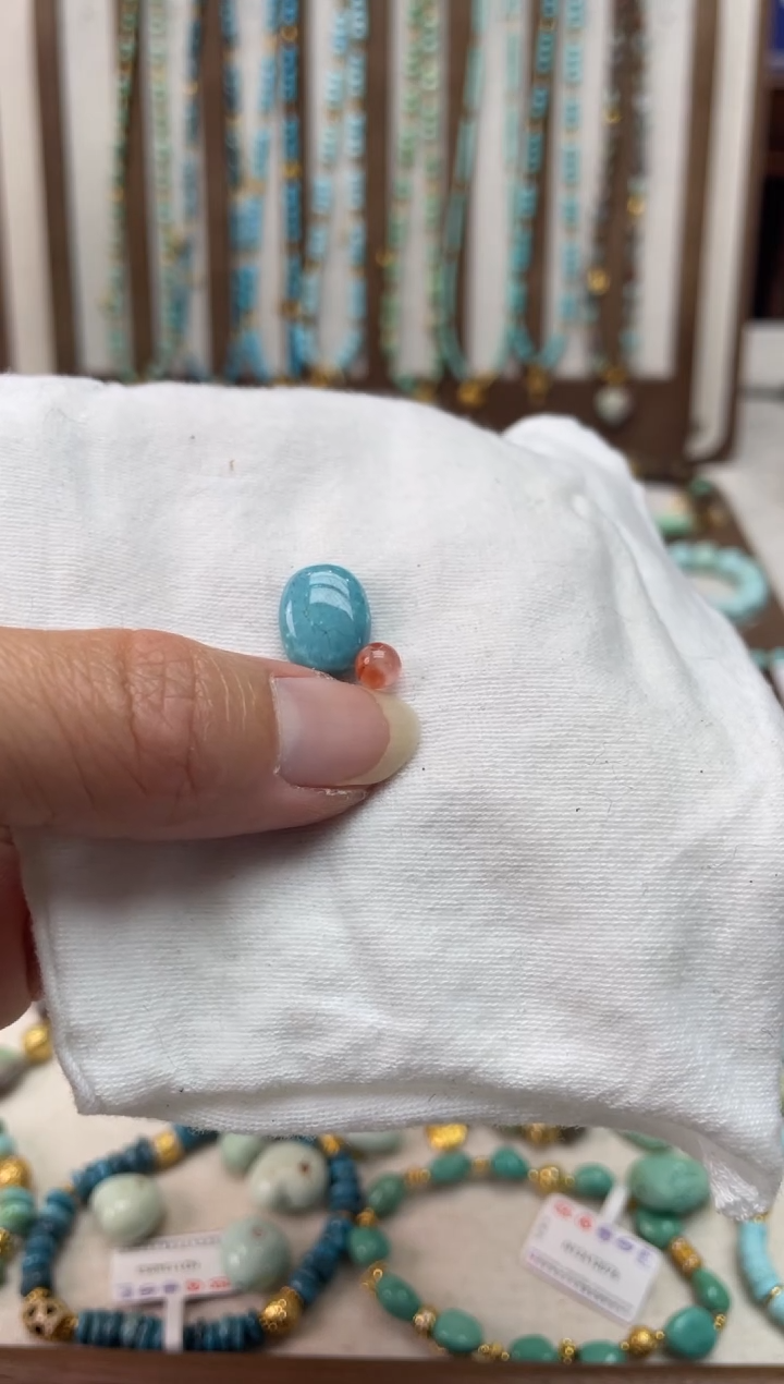 南红玛瑙未镶嵌珠宝奇石1