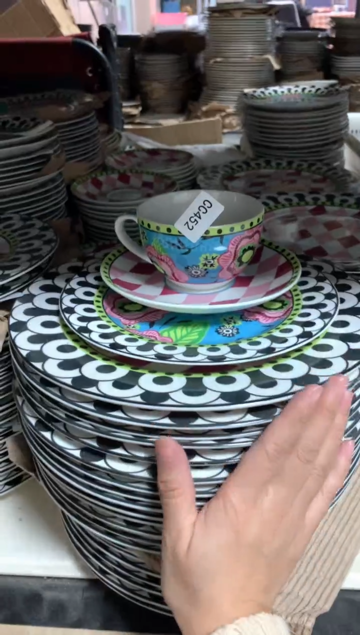 【闪购商品】瓷片陶瓷原单CC452餐具四件套