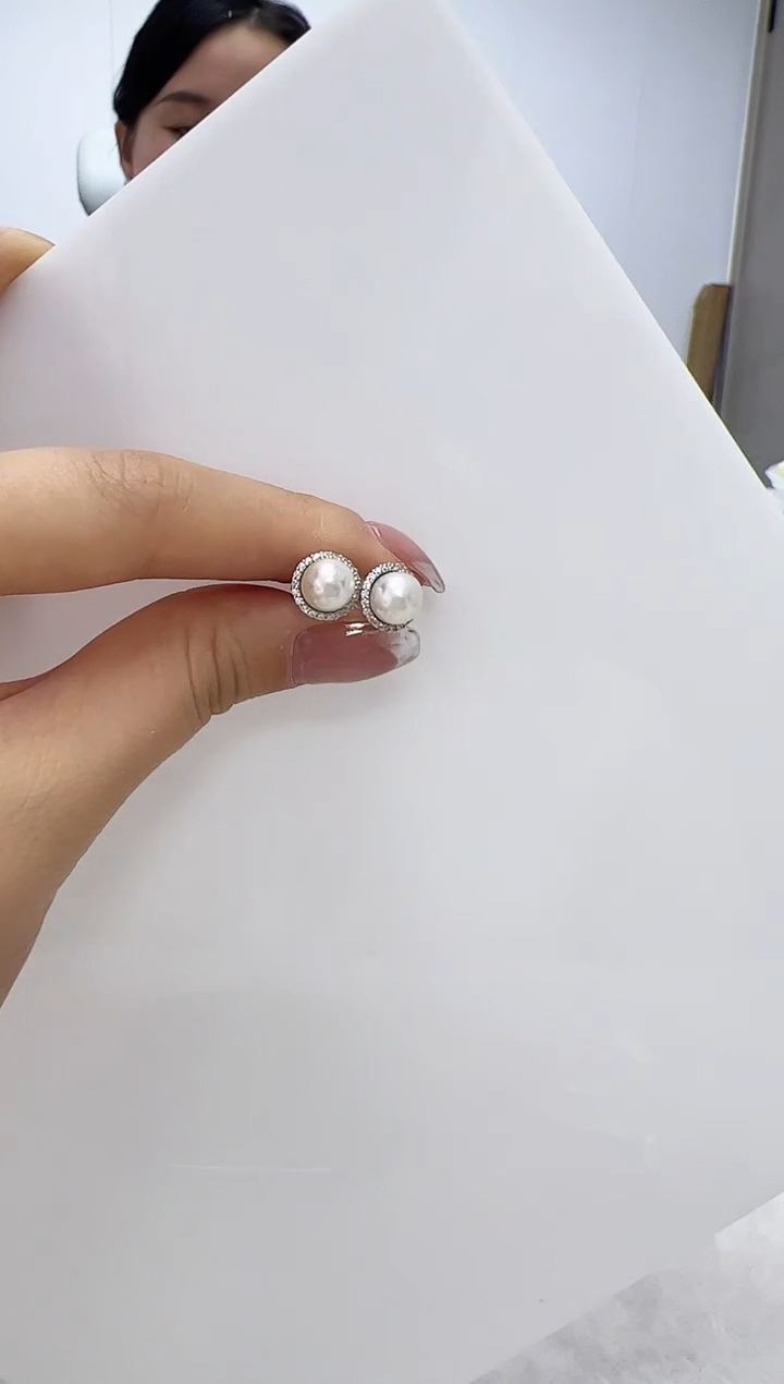 【闪购商品】海水珍珠DA银S925镶嵌耳钉 A577