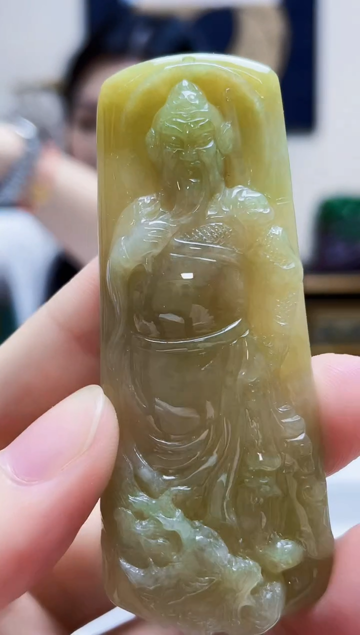 未镶嵌定制翡翠大**笑吊坠271