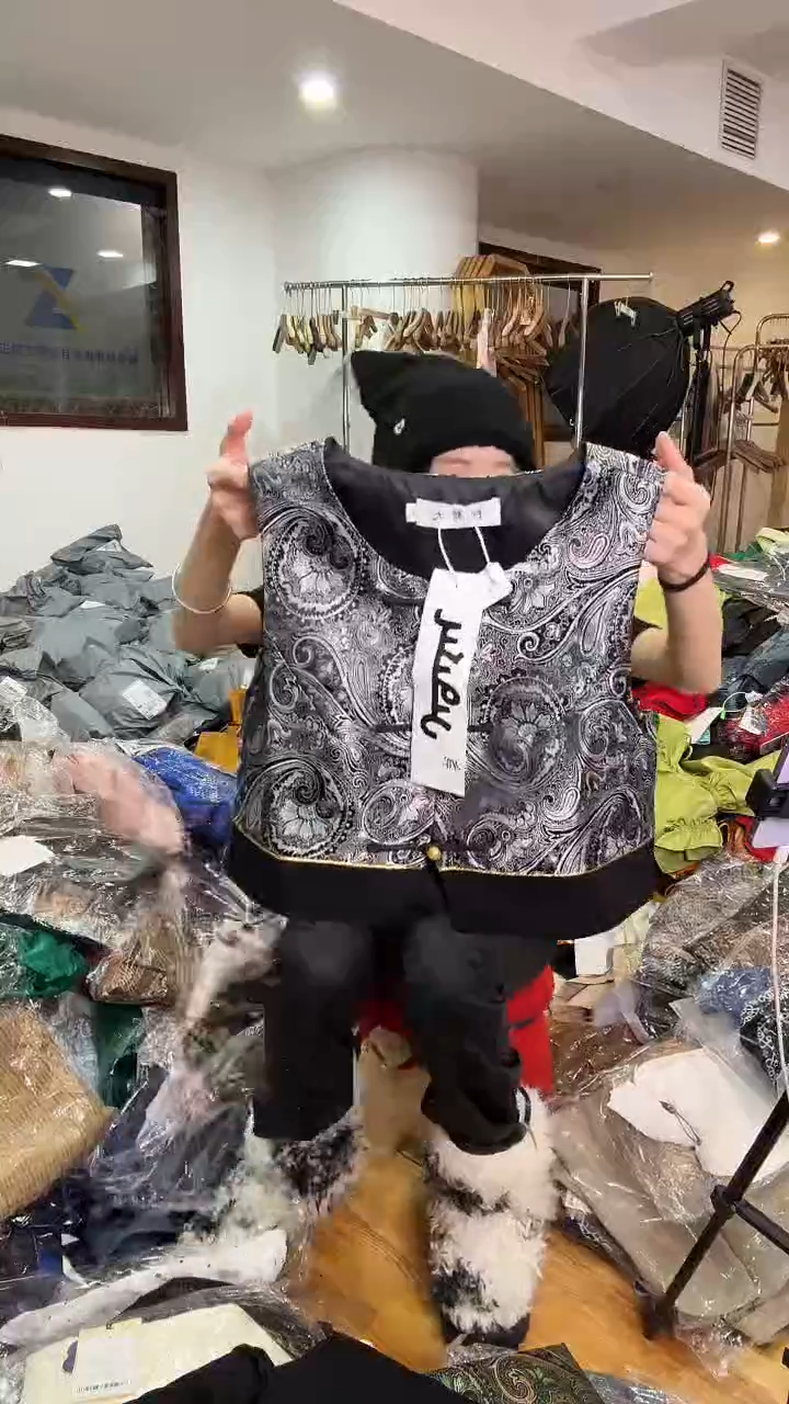 L码        105-115斤   马甲