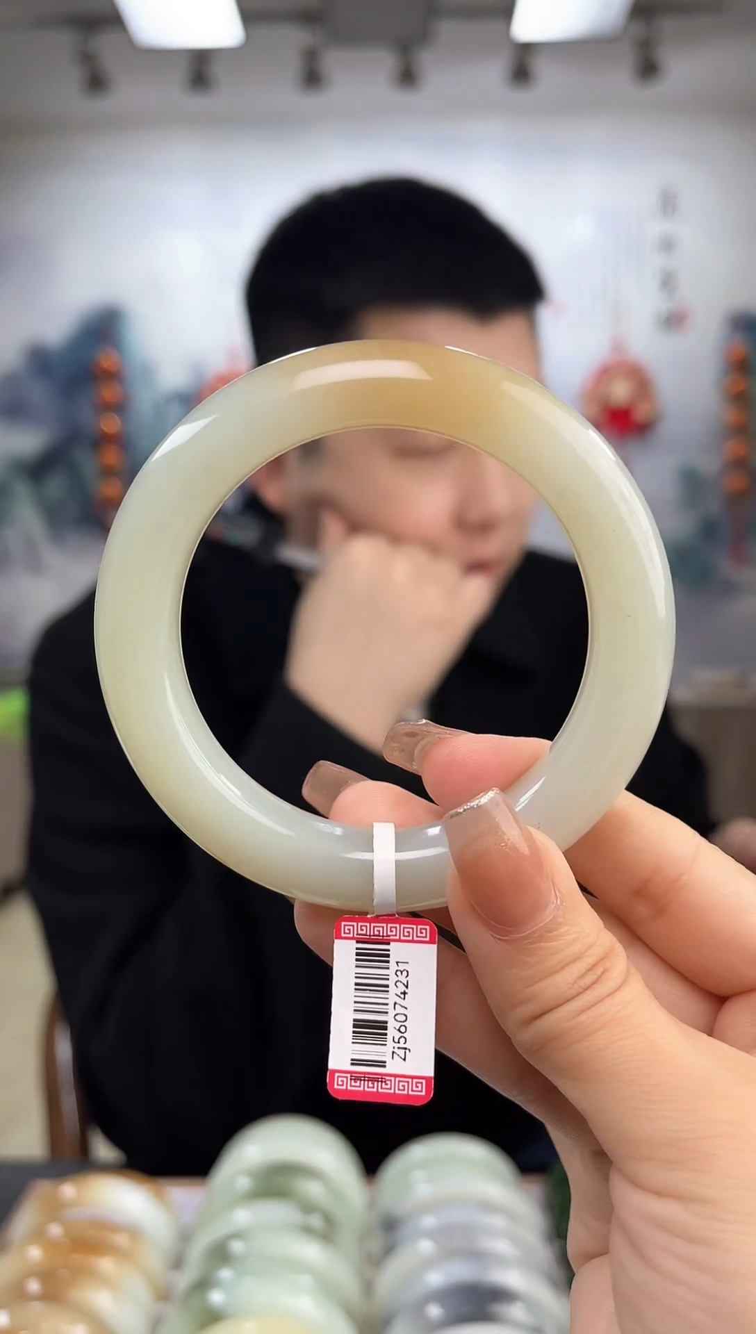 【闪购商品】和田玉手镯未镶嵌58圈口4231