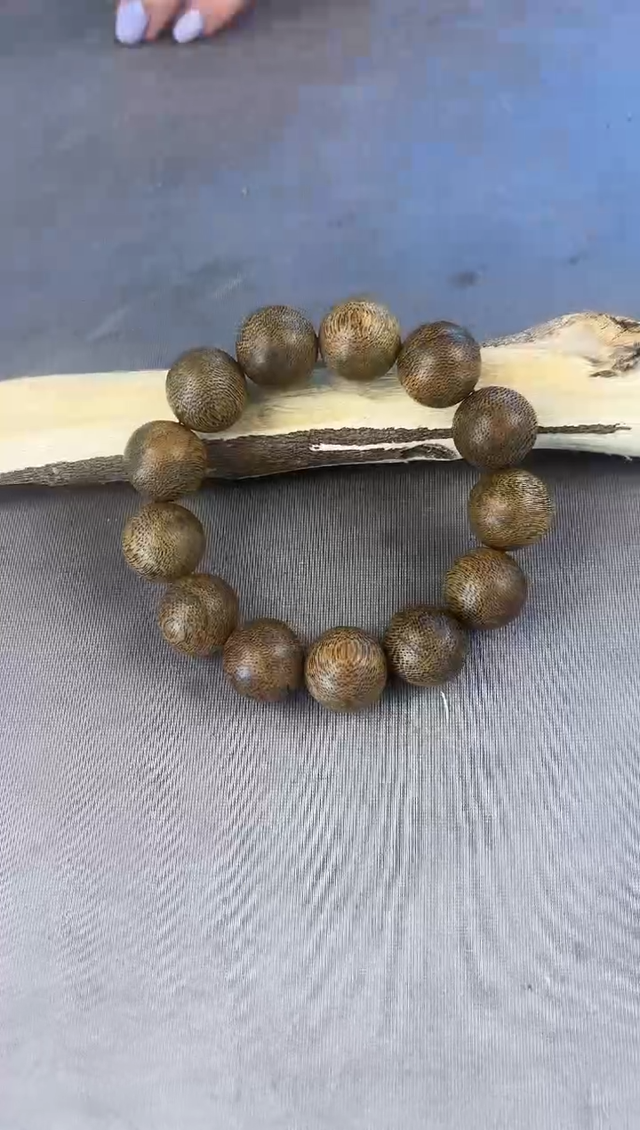 沉香沉香碎屑+芽庄白奇18圆珠单圈沉51克+多样性发一