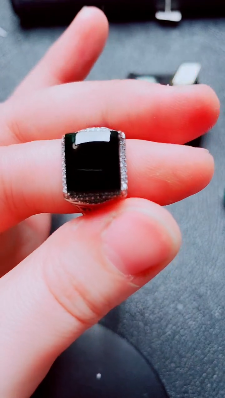 银S925镶嵌戒指翡翠1111