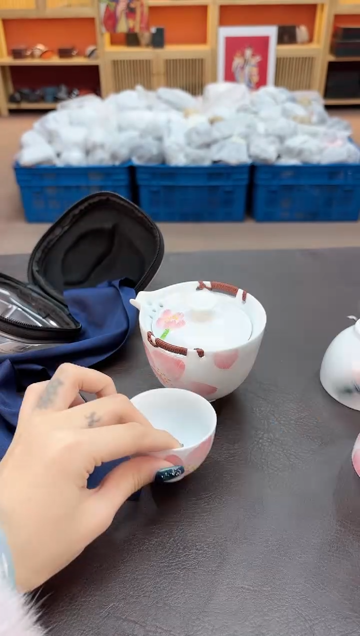 【闪购商品】摆件瓷SC1111111111111