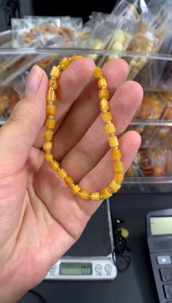 蜜蜡未镶嵌珠宝奇石1