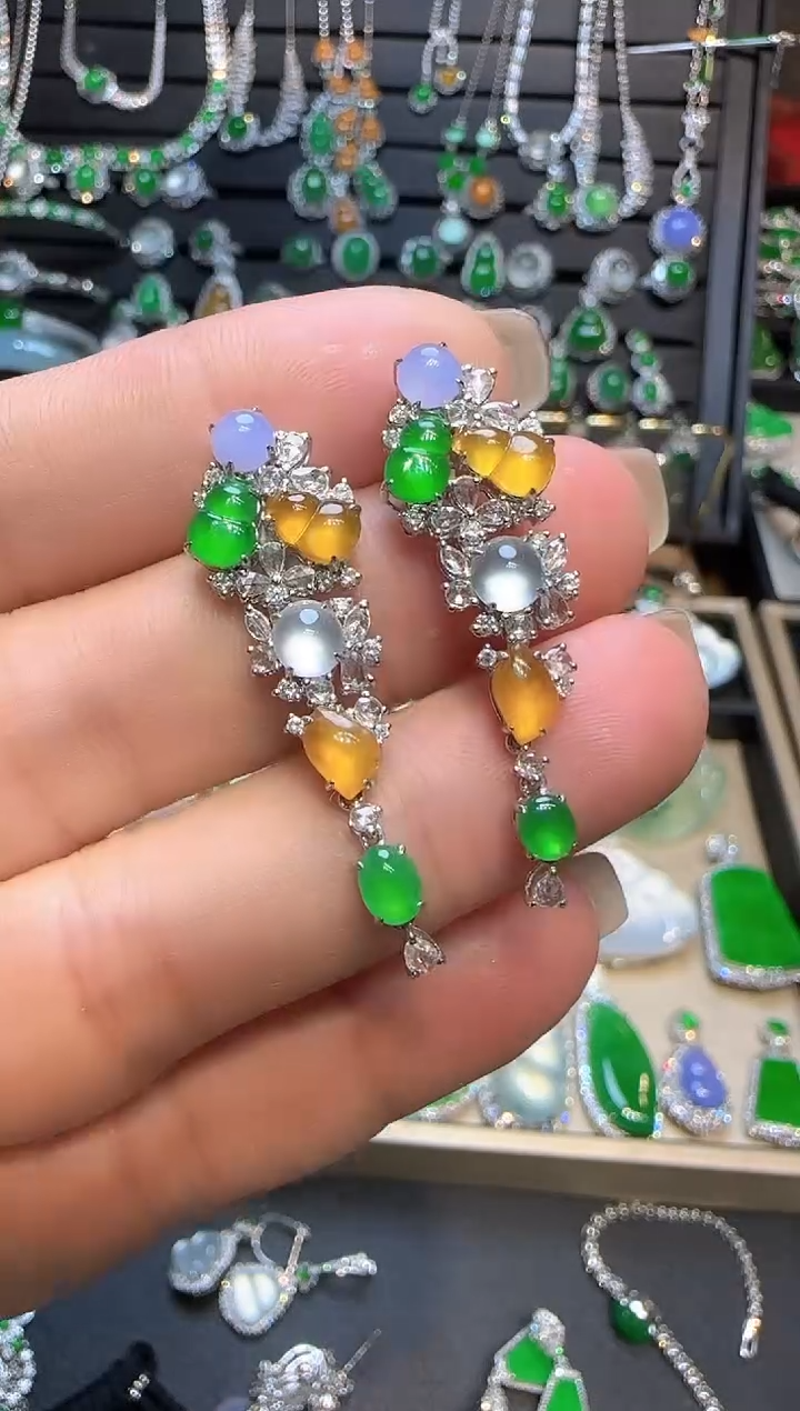 【闪购商品】翡翠耳饰18K金镶嵌葫芦，蛋面