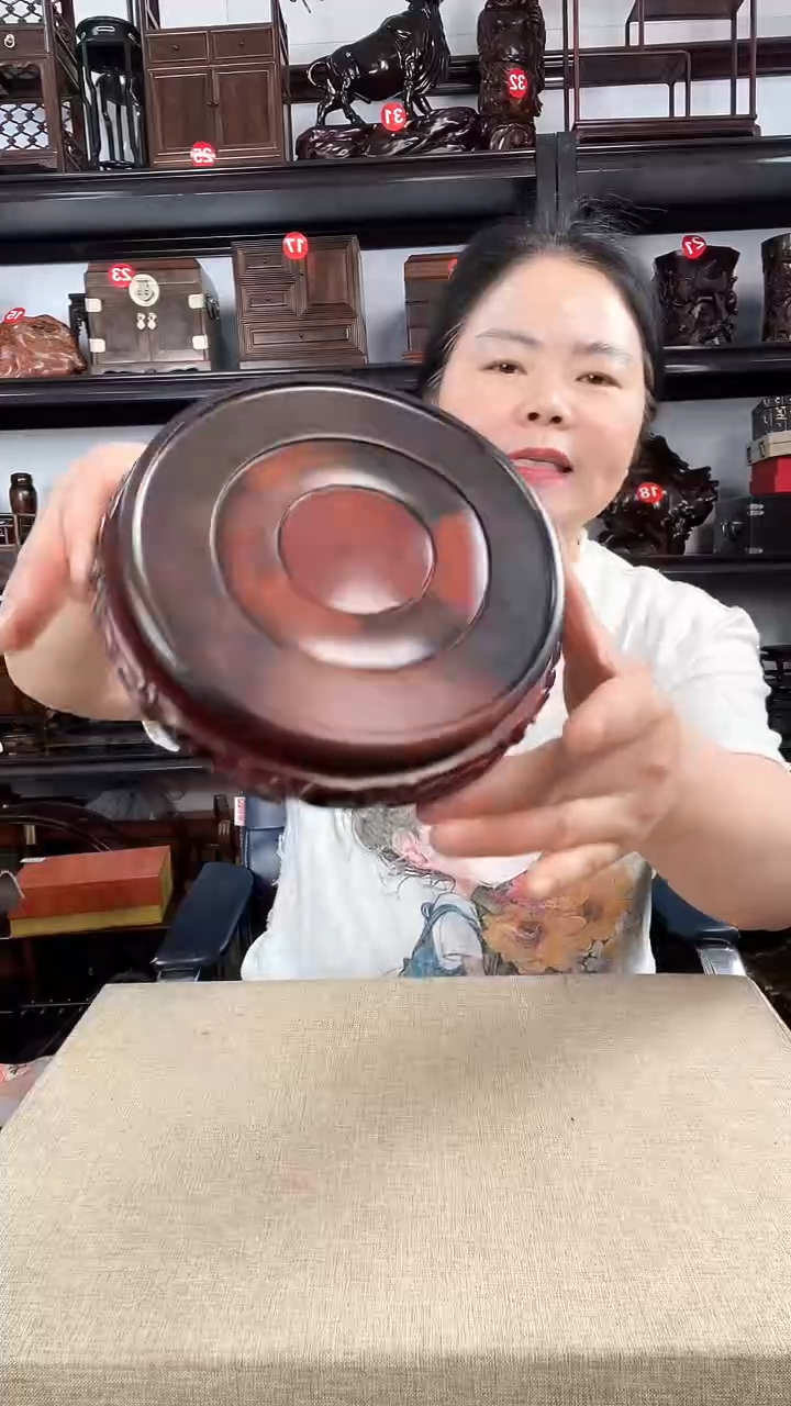 木15公分旋转老李红木工艺品