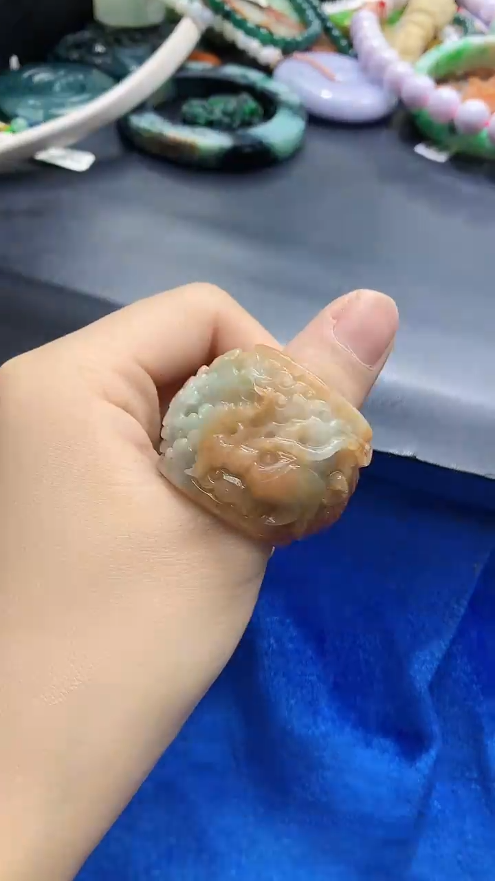 颈饰未镶嵌翡翠天然缅甸a货翡翠