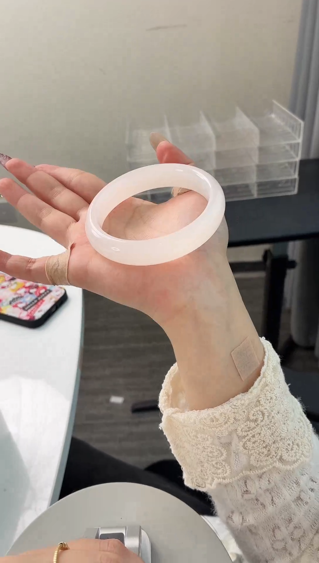 未镶嵌手镯石英质玉87.58